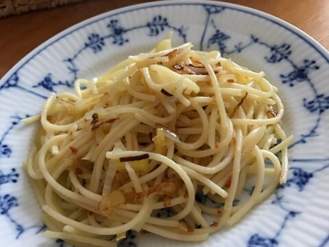 ベーコンビッツと下仁田ネギのパスタ